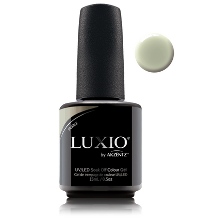Luxio green gel nail polish